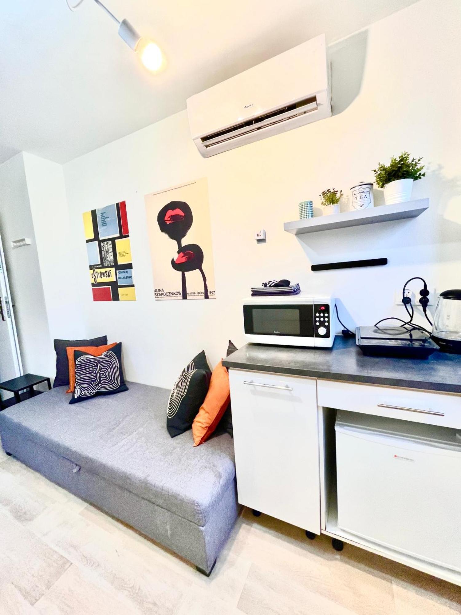 Chopin Apartments Self Check-In ワルシャワ エクステリア 写真