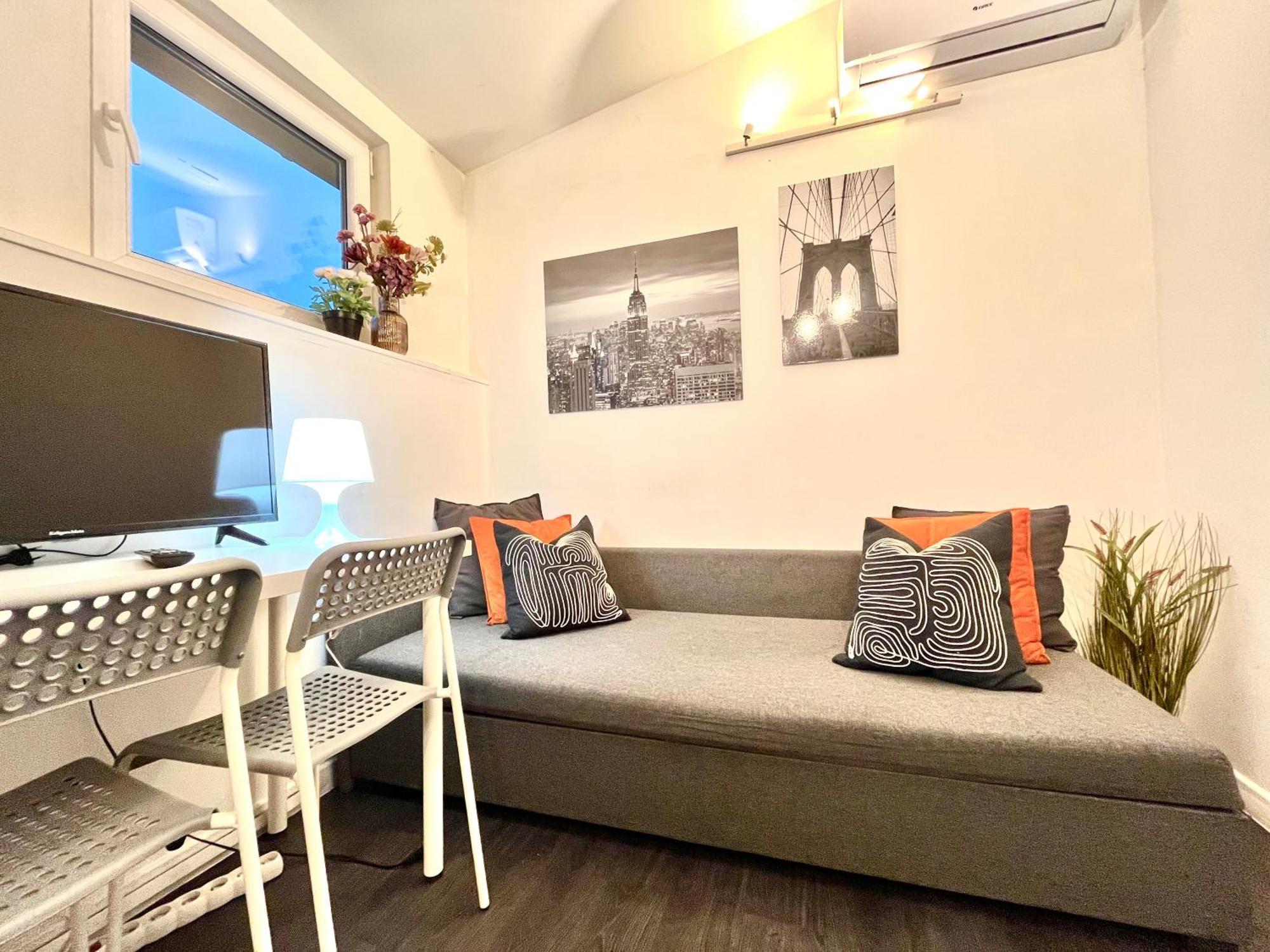 Chopin Apartments Self Check-In ワルシャワ エクステリア 写真